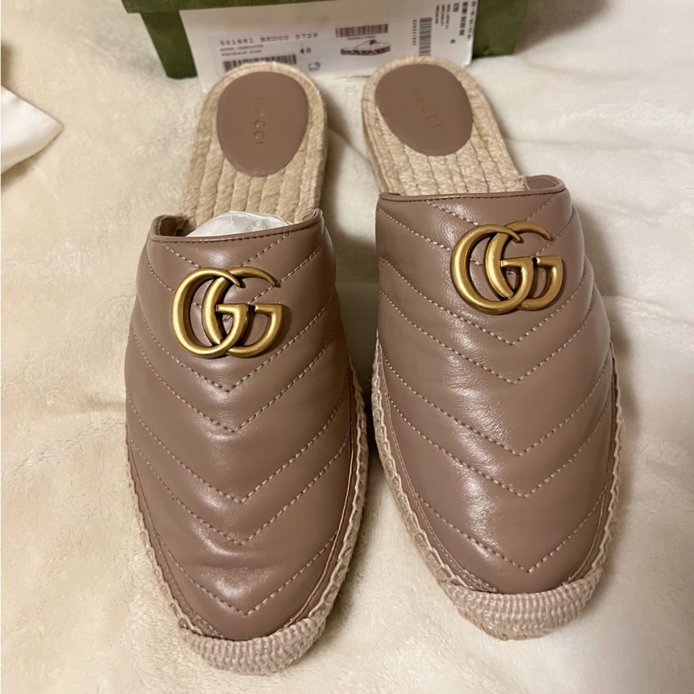 Gucci double G leather espadrilles slides